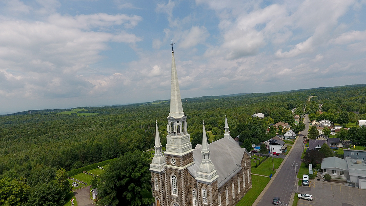 Église-Saint-Lazare-Bellechasse-01